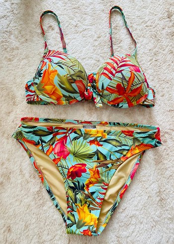 Çiçek Desenli Renkli Kadın Bikini Takımı