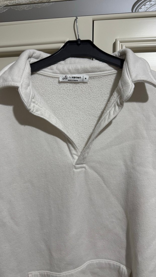 Kadın Beyaz Polo Yaka Uzun Kollu Sweatshirt - Görsel 2