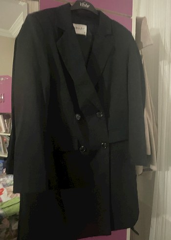 Düğmeli Siyah Midi Kadın Blazer - Görsel 2