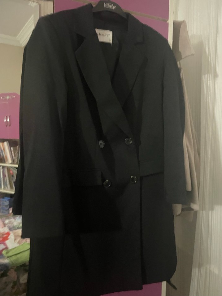 Düğmeli Siyah Midi Kadın Blazer - Görsel 2