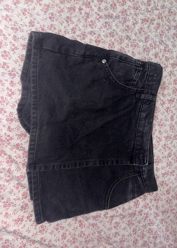 Siyah Düğmeli Midi Kot Şort - Görsel 3