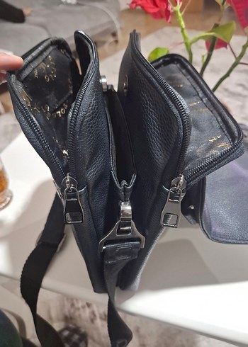 Siyah Erkek Omuz Çantası Tokalı - Görsel 5