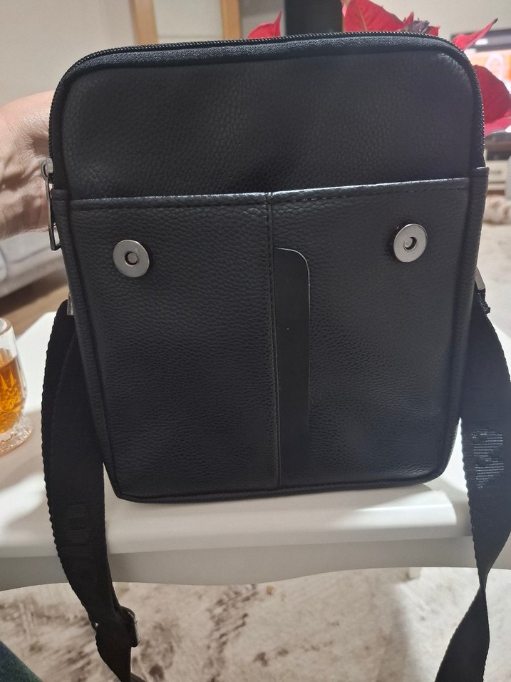 Siyah Erkek Omuz Çantası Tokalı - Görsel 4