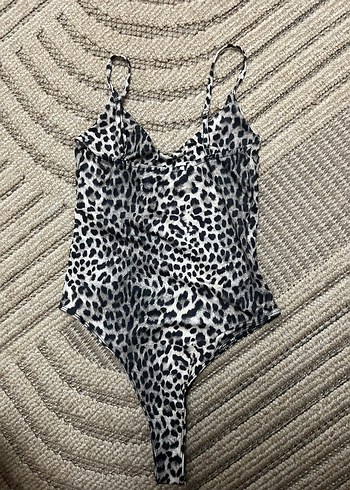 Gri Yılan Desenli İnce Askılı Mayo - Görsel 2