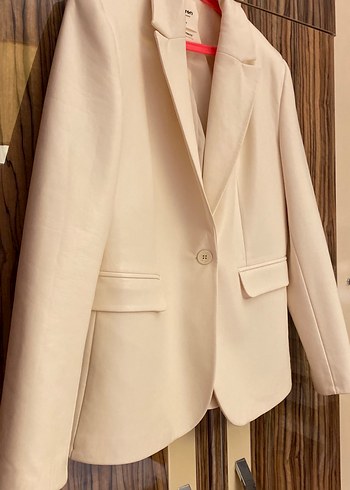 Bej Düğmeli Kadın Blazer Ceket