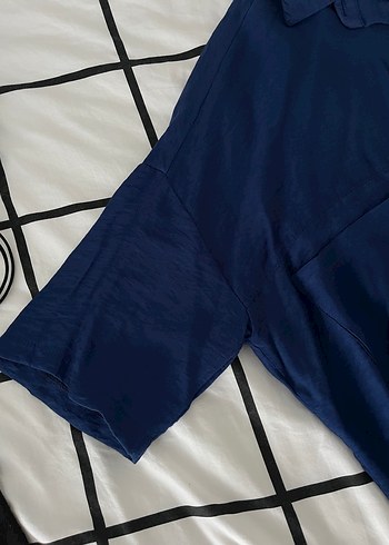 Düğmeli Lacivert Kadın Gömlek - Görsel 2