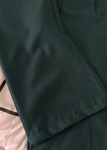 Kadın Yeşil Pilili Kumaş Pantolon - Görsel 3