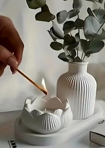 Beyaz Seramik Vazo ve Mumluk Seti - Görsel 2