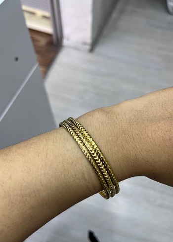 Altın Renkli Yılan Desenli Zincir Detaylı Bileklik - Görsel 2
