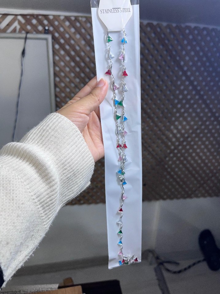 Renkli İşlemeli Kadın Zincir Detaylı Y kolye - Görsel 2