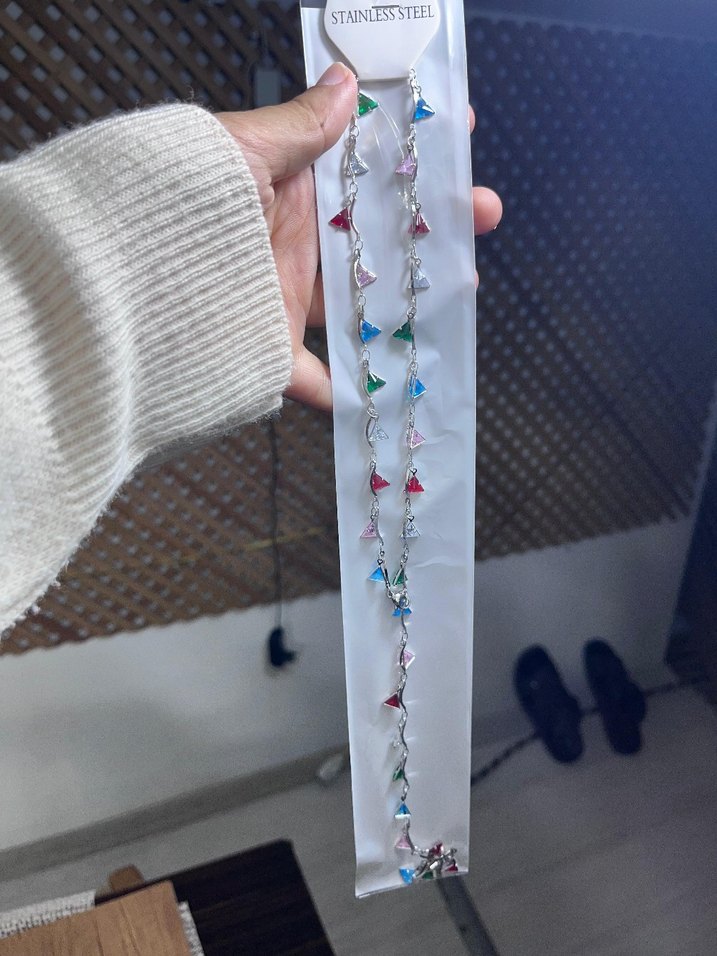 Renkli İşlemeli Kadın Zincir Detaylı Y kolye - Görsel 3