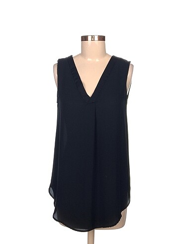 H&M Bluz %70 İndirimli.