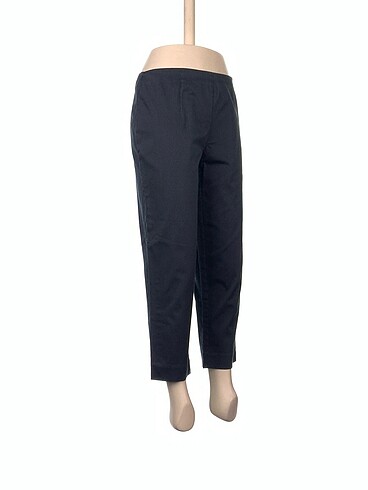 Marks & Spencer Marks & Spencer Kısa Pantolon %70 İndirimli.