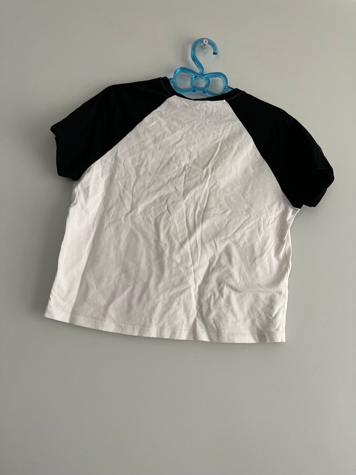 Beyaz Siyah Kelebek Baskılı Pamuk Tişört - Görsel 2