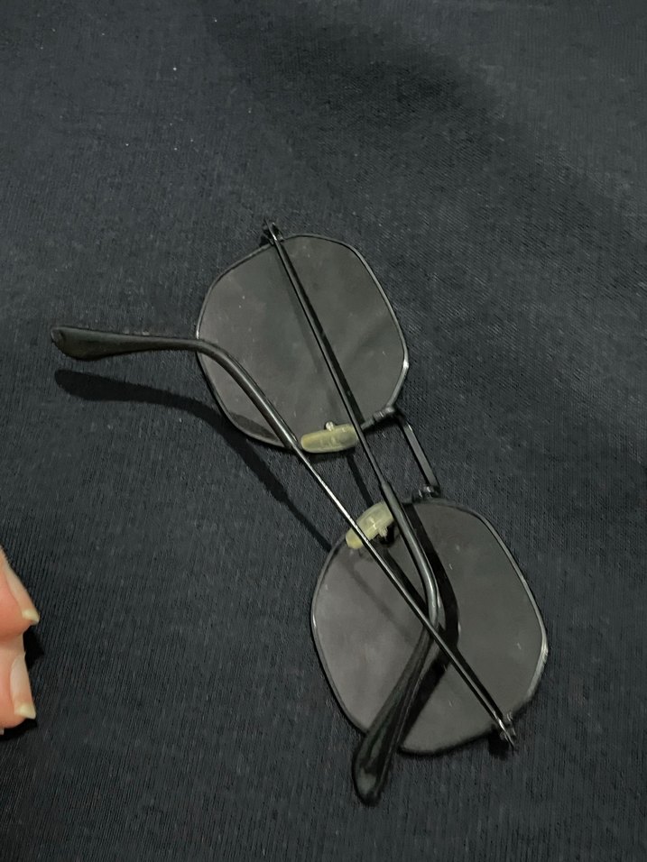 Klasik Siyah Tokalı Gözlük - Görsel 3