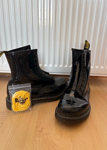 Dr. Martens 39