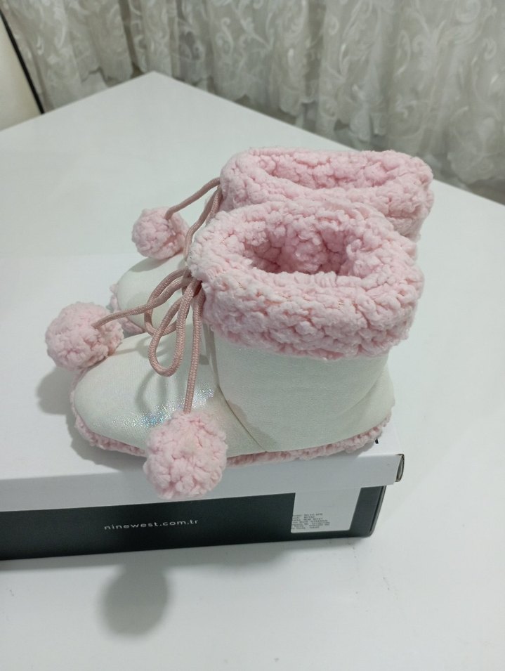 Kızlar için Pembe Örgü Nakışlı Sıcak Terlik - Görsel 2