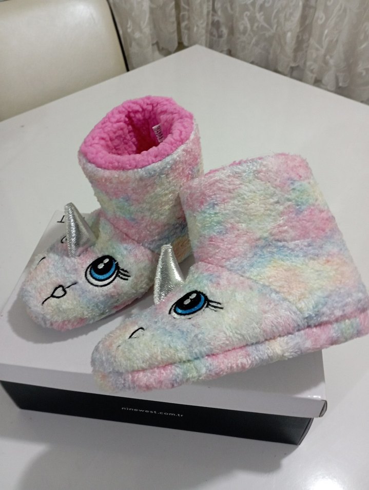 Kız Çocuk Pembe Unicorn Desenli Sıcak Panduf - Görsel 2