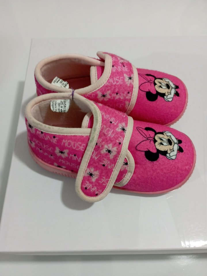 Kız Çocuk Pembe Minnie Baskılı Sıcak Terlik - Görsel 2