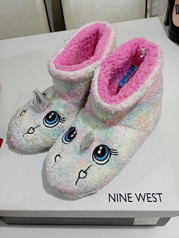 Kızlar için Renkli Bağlama Desenli Örgü Sıcak Terlik - Görsel 2