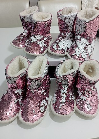 Pullu Yılan Desenli Kız Çocuk Ev Botu - Görsel 4