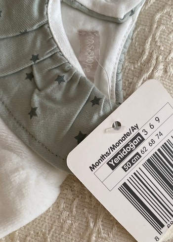 Gri Fırfırlı Beyaz Bebek Tulum - Görsel 2