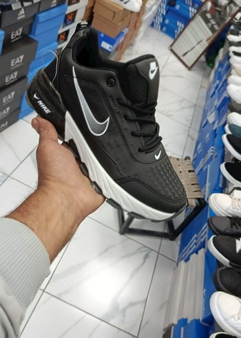 Siyah Erkek Spor Ayakkabı Laced