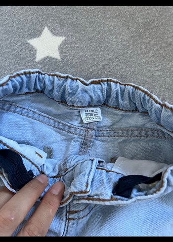 LC Waikiki Erkek Çocuk Düğmeli Bol Kesim Kot Şort