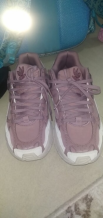Orjinal adidas