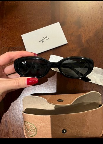 Ray Ban