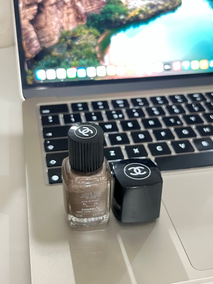 Chanel Koyu Bej Oje - Görsel 2