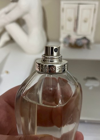 Şeffaf Kadın Parfüm Şişesi - Görsel 3