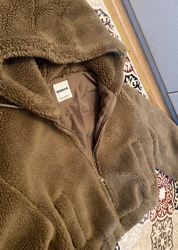 Bershka Kahverengi Kapüşonlu Peluş Ceket - Görsel 3