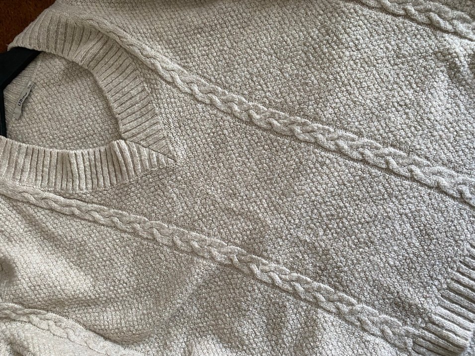 Kadın Bej V Yaka Örgü Kazak - Görsel 4