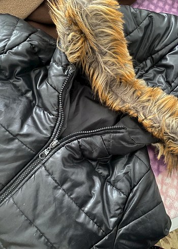 Kadın Siyah Midi Kış Montu Kürklü Kapüşonlu - Görsel 3