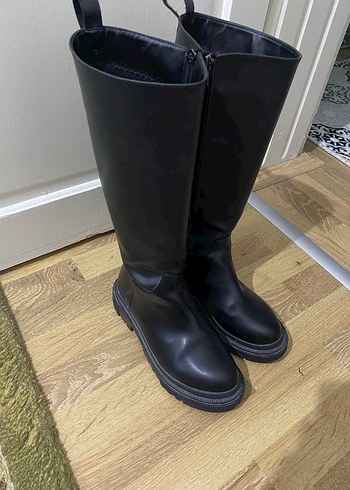 Siyah Kadın Dizüstü Mat Rugan Çizme - Görsel 2