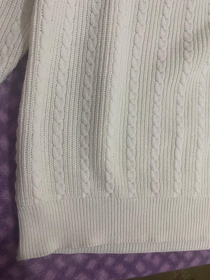 Beyaz Yüksek Yakalı Örgü Kadın Kazak - Görsel 4