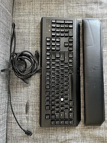  Beden Razer Blackwidow v2 klavye