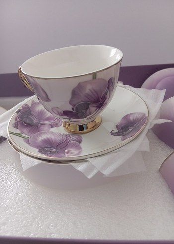Pastel Mor Çiçek Desenli Porselen Fincan Takımı - Görsel 2