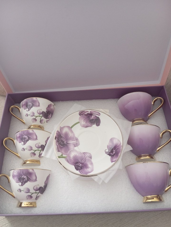 Pastel Mor Çiçek Desenli Porselen Fincan Takımı - Görsel 3