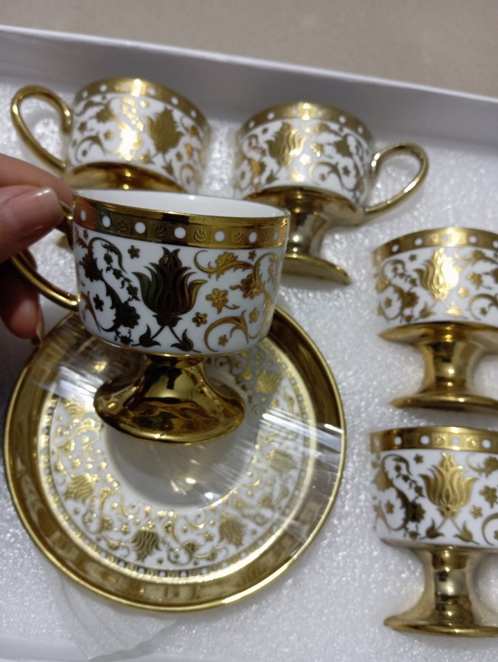 Altın Detaylı Beyaz Porselen Fincan Takımı - Görsel 2
