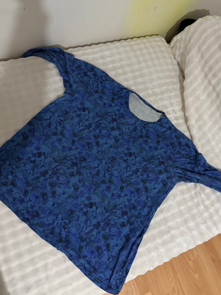 Mavi Desenli Hamile Tişörtü - Görsel 3