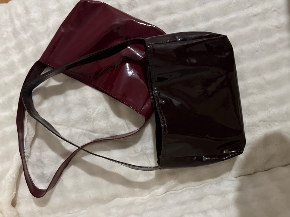 Parlak Bordo Deri Kadın Omuz Çantası - Görsel 4
