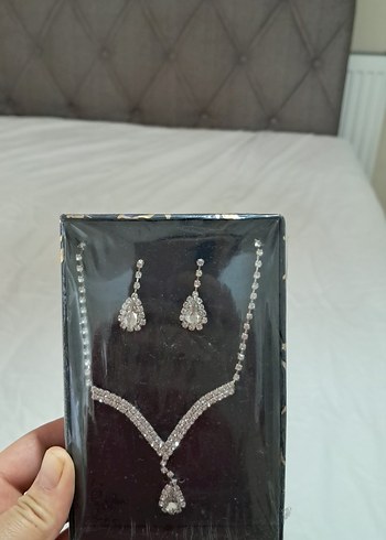 Altın Renkli Parlak Kadın Takı Seti - Görsel 3