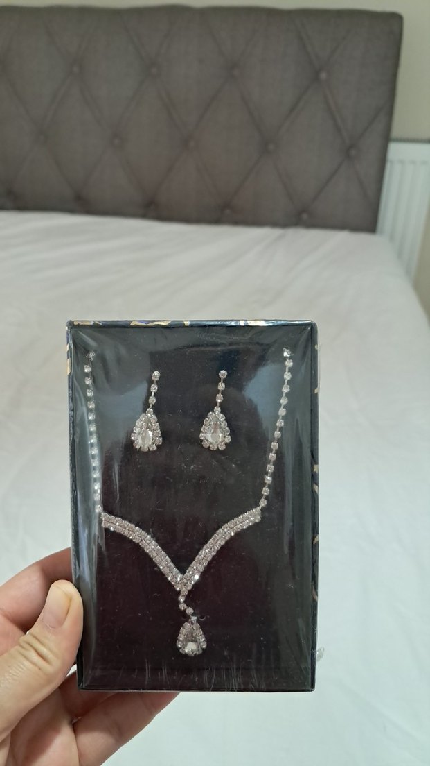 Altın Renkli Parlak Kadın Takı Seti - Görsel 3