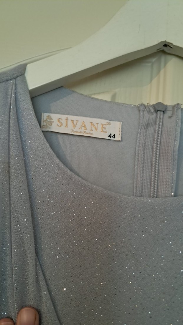 Uzun Kollu Gri Kadın Abiye Elbise - Görsel 3