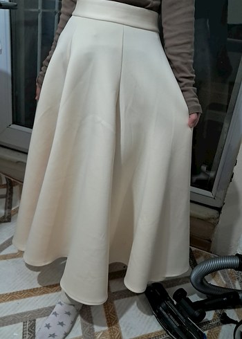 Bej Uzun Salaş Drapeli Kadın Etek - Görsel 2