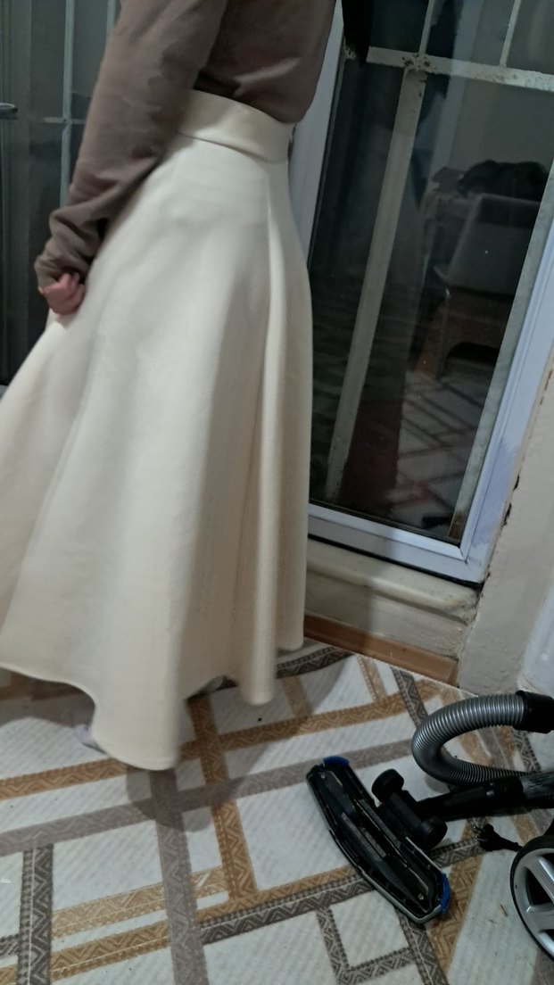 Bej Uzun Salaş Drapeli Kadın Etek - Görsel 3