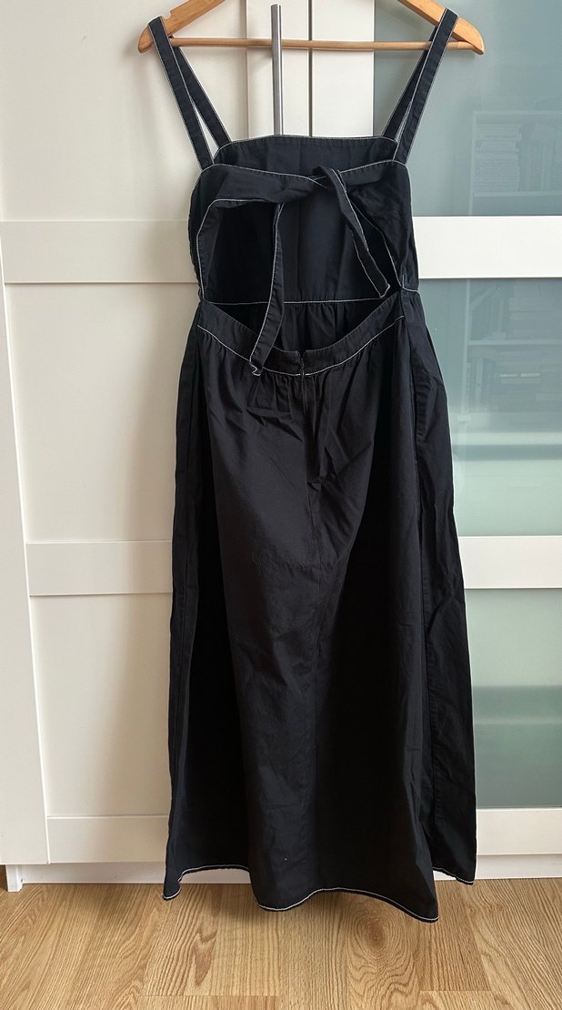 Siyah askılı elbise - Görsel 2
