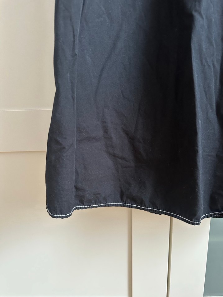 Siyah askılı elbise - Görsel 4